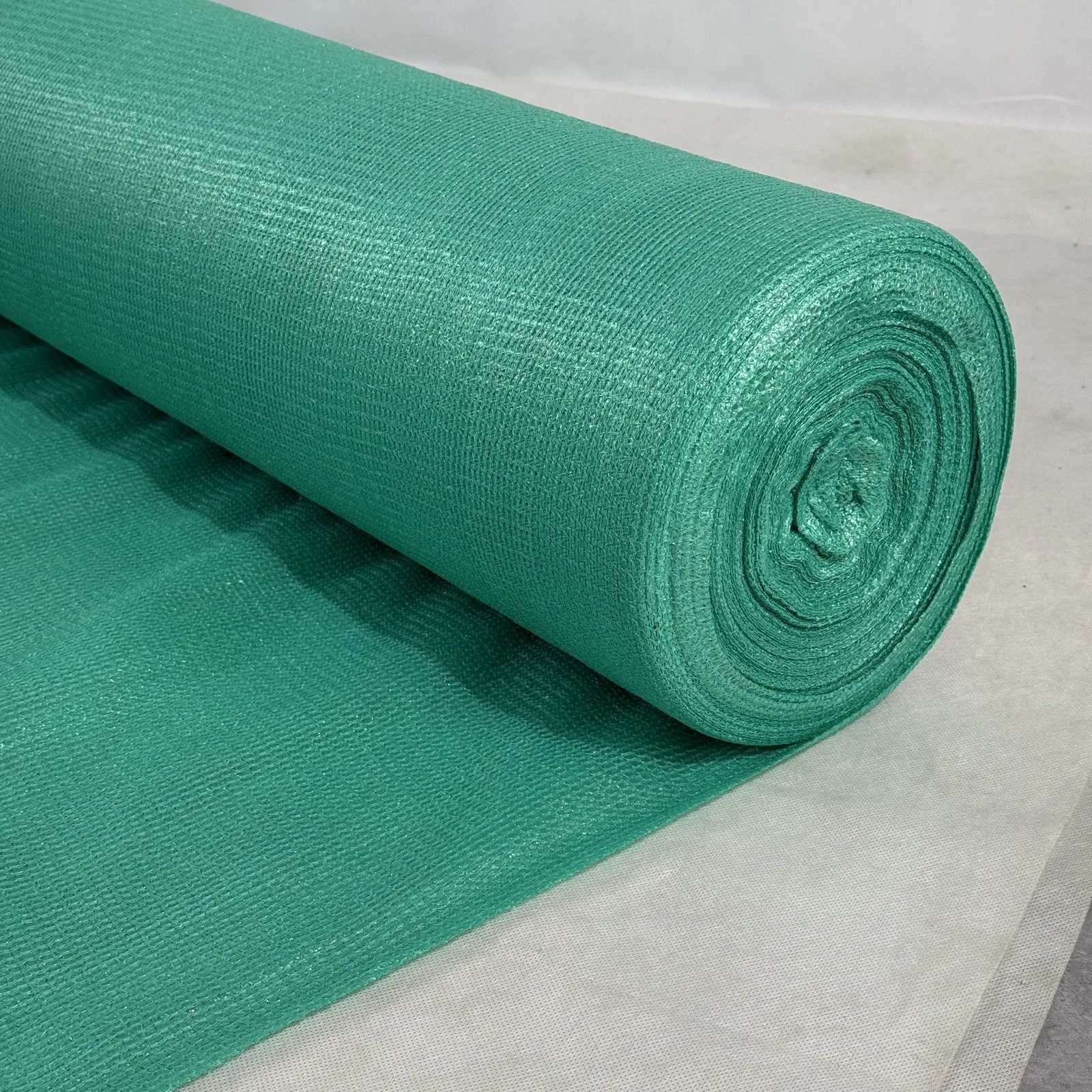 Malla Raschel 65% sombra color Verde claro